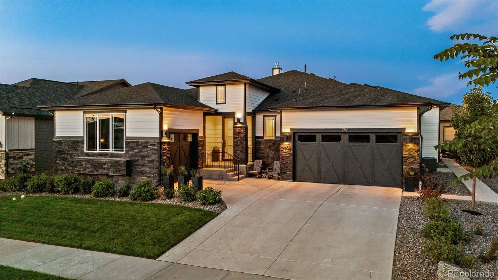 8758 S Quatar Street