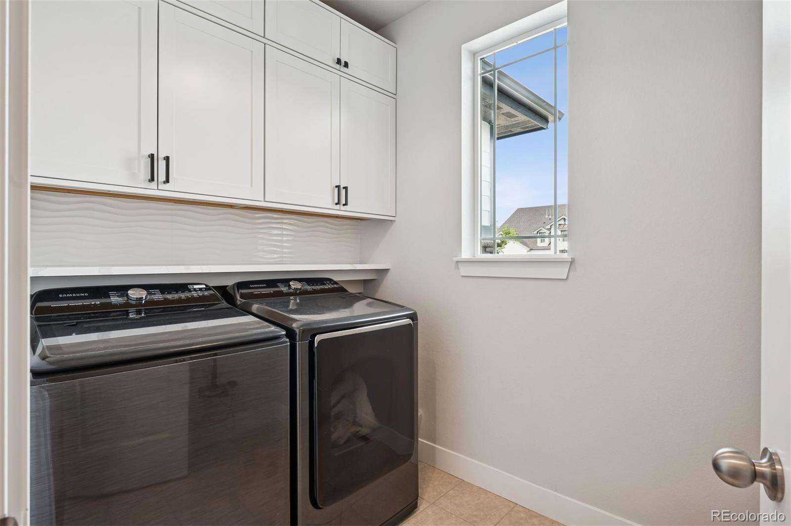 8758 S Quatar Street