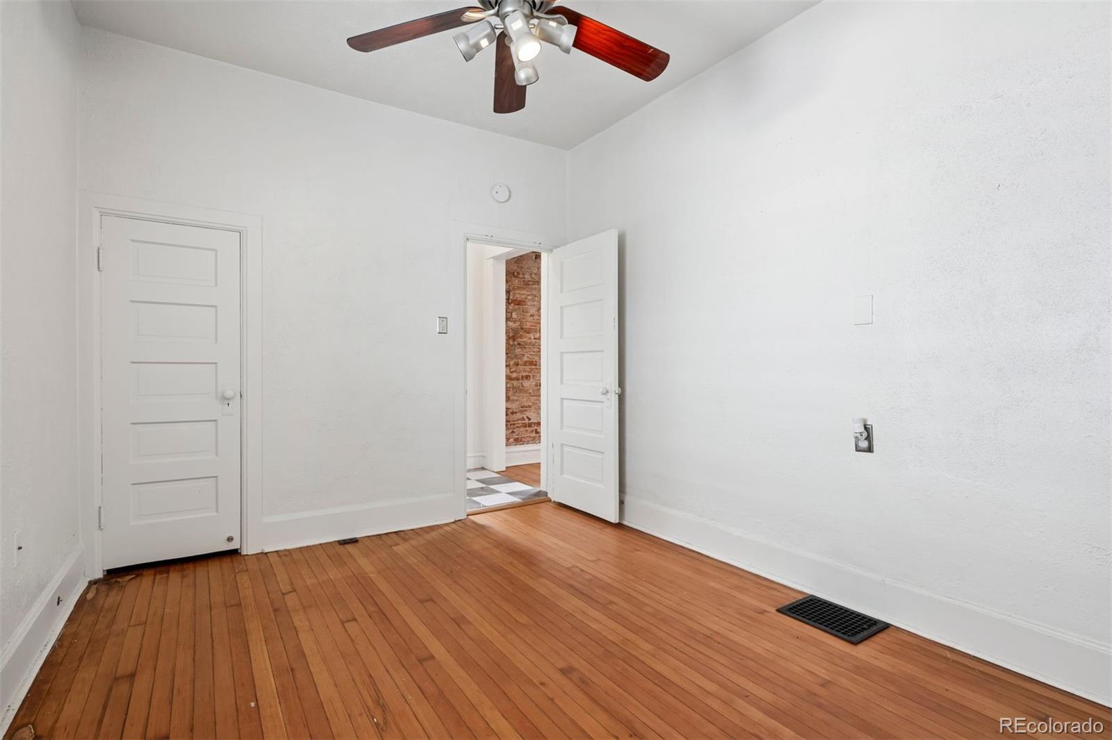 533 S Emerson Street