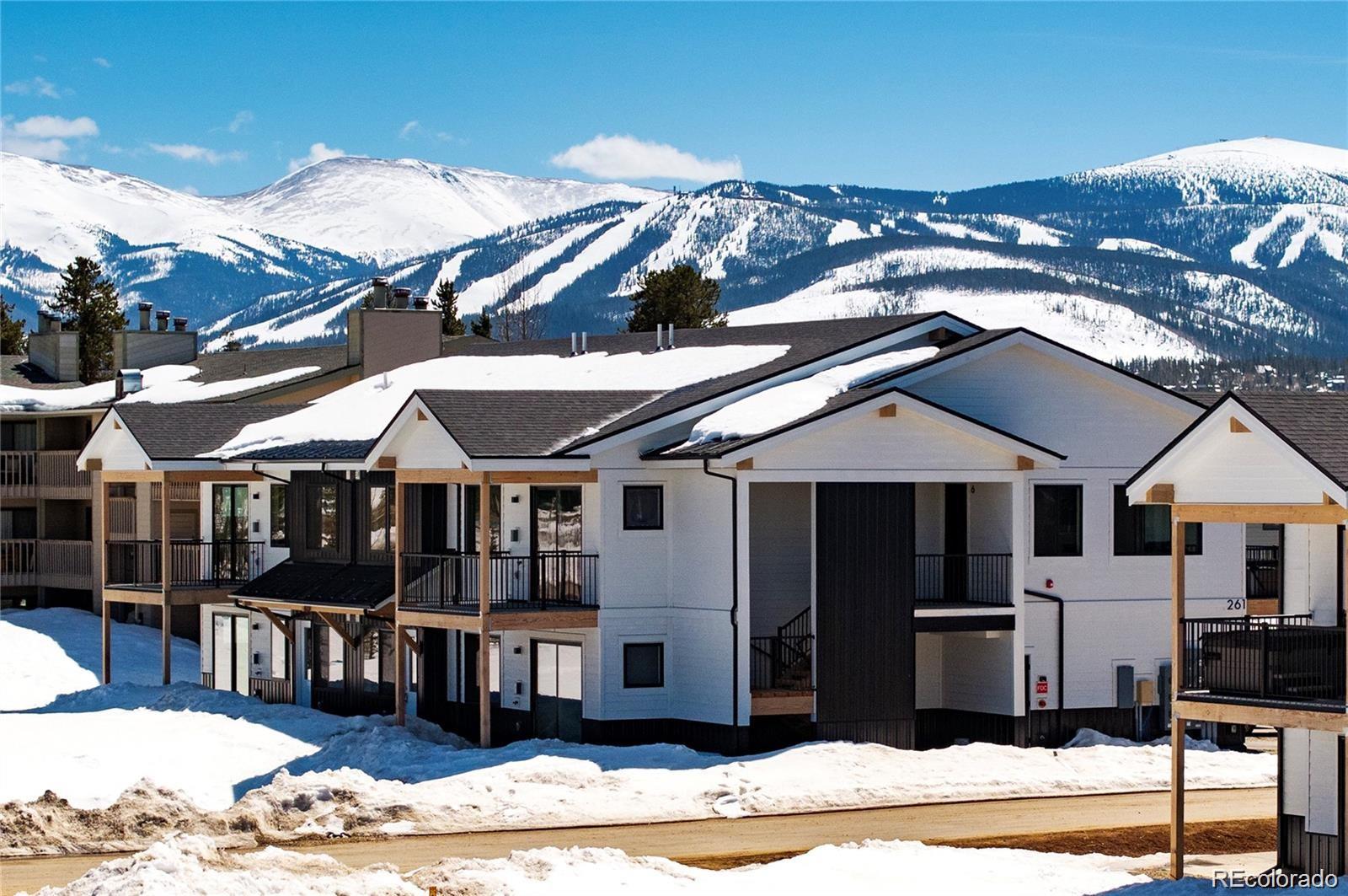 281 W Meadow Mile Unit: 4