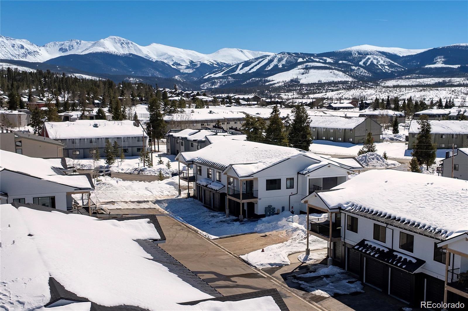 281 W Meadow Mile Unit: 4