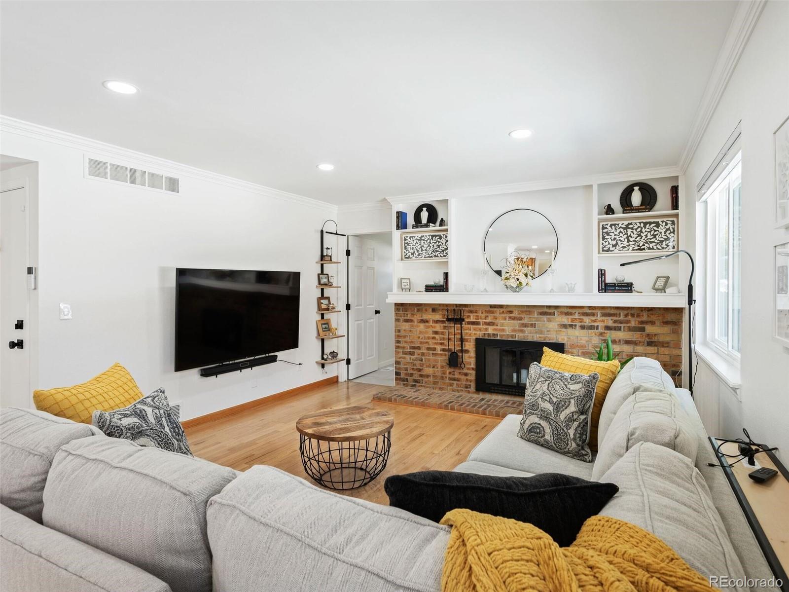 5171 S Truckee Street