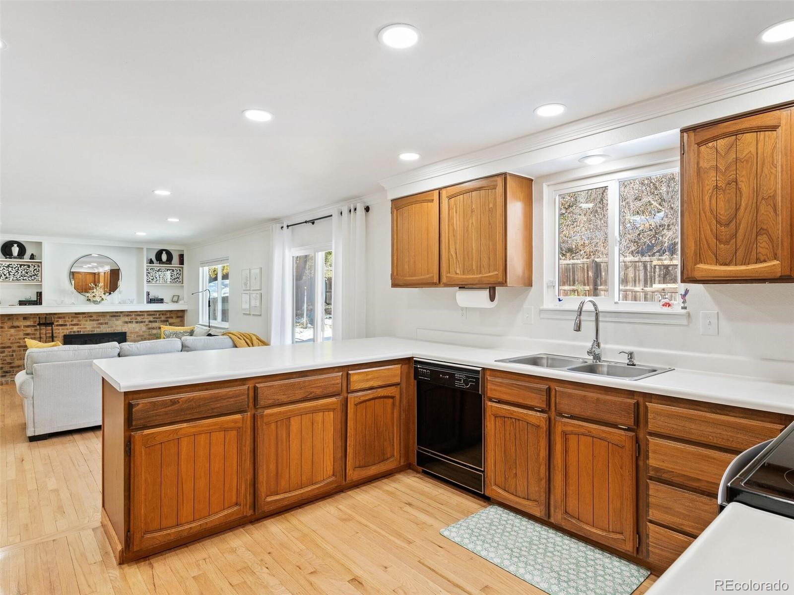 5171 S Truckee Street