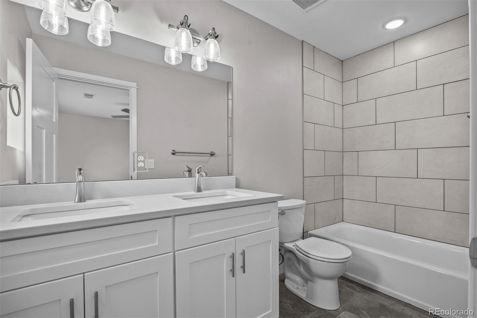 613 Chimney Rock Lane Unit: D