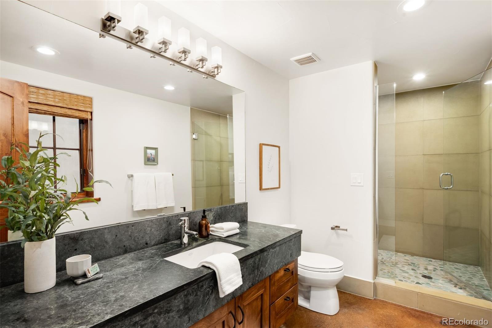 2435 S Milwaukee Street