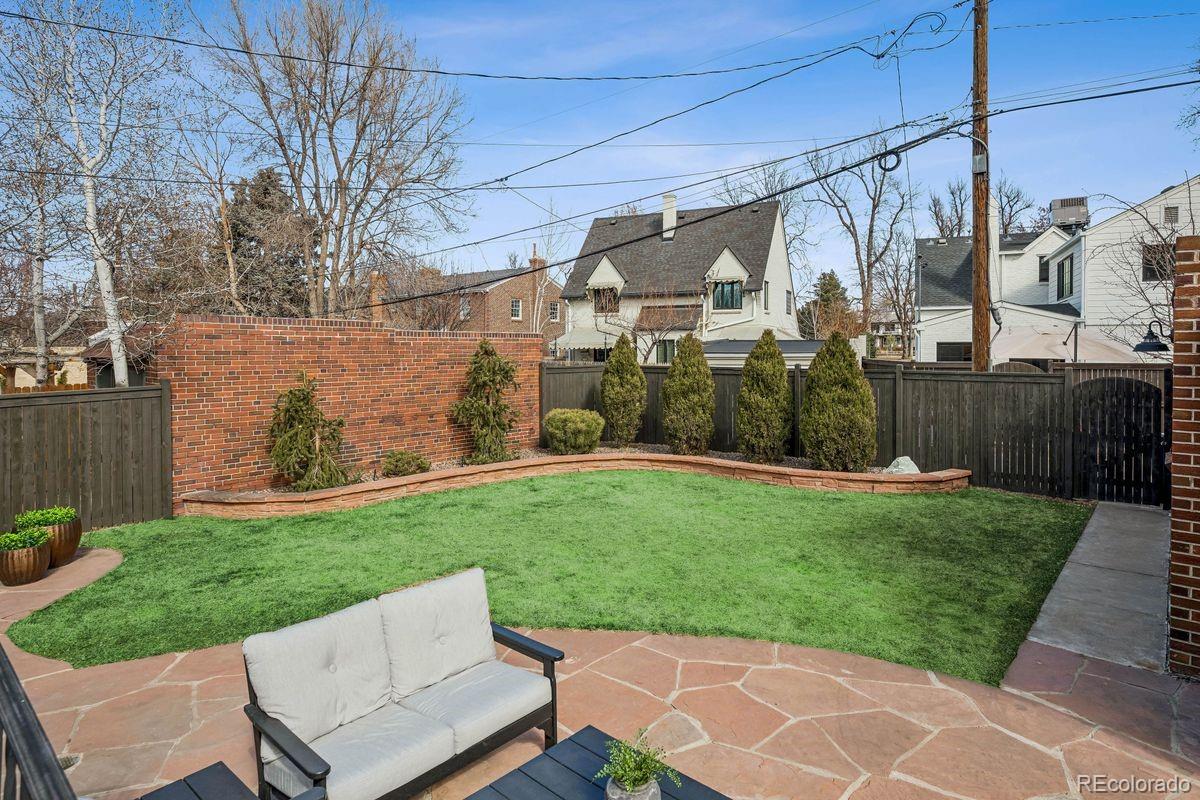 950 S Euclid Way