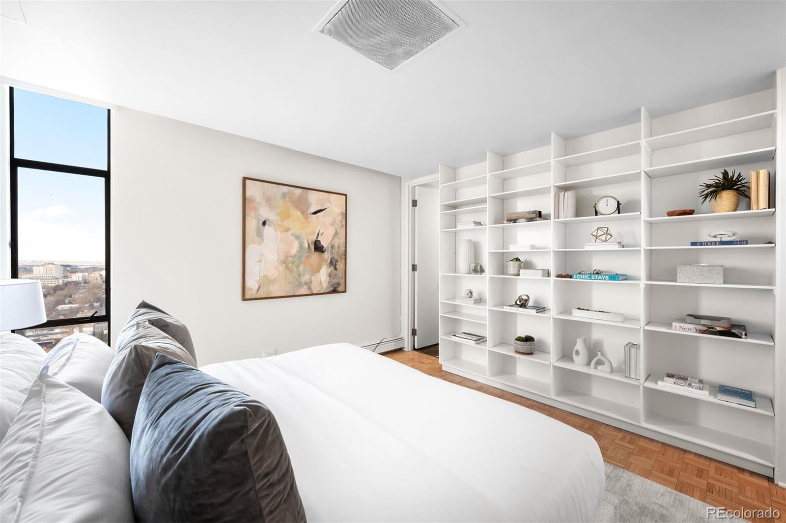 1201 N Williams Street Unit: 16A