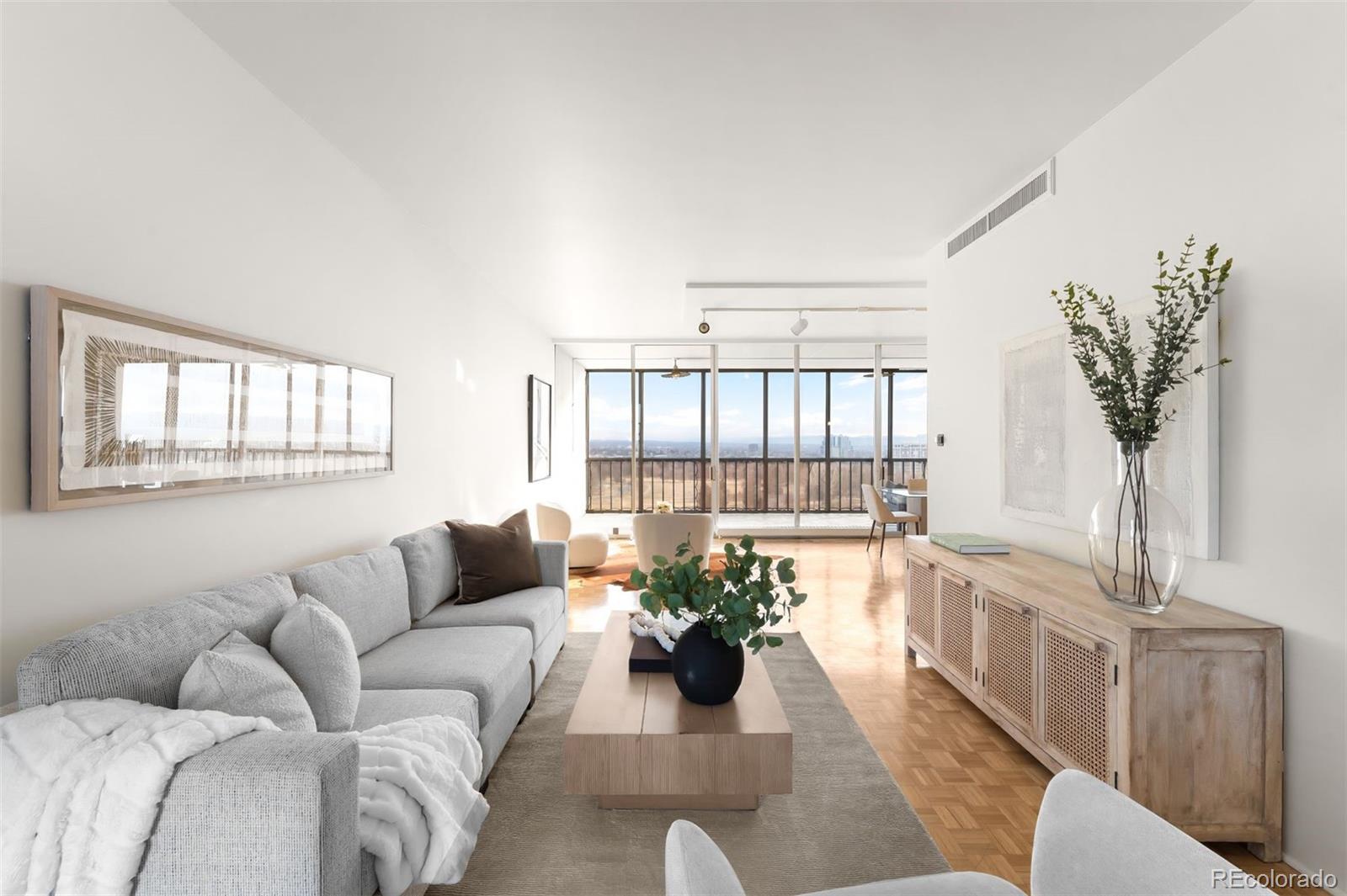 1201 N Williams Street Unit: 16A