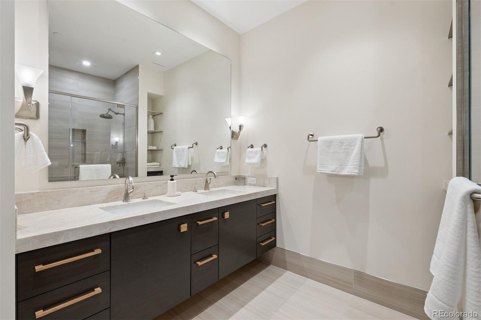 1155 Canyon Boulevard Unit: 209