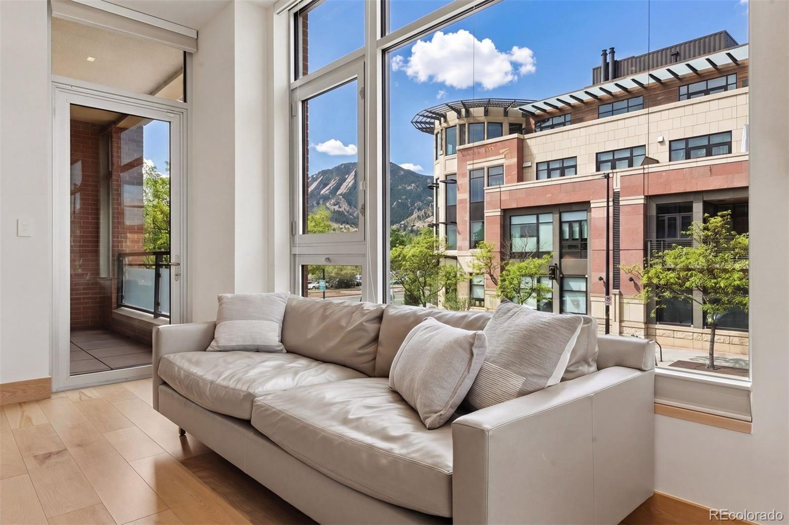 1155 Canyon Boulevard Unit: 209