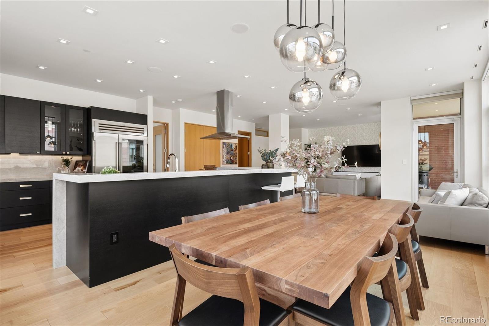 1155 Canyon Boulevard Unit: 209