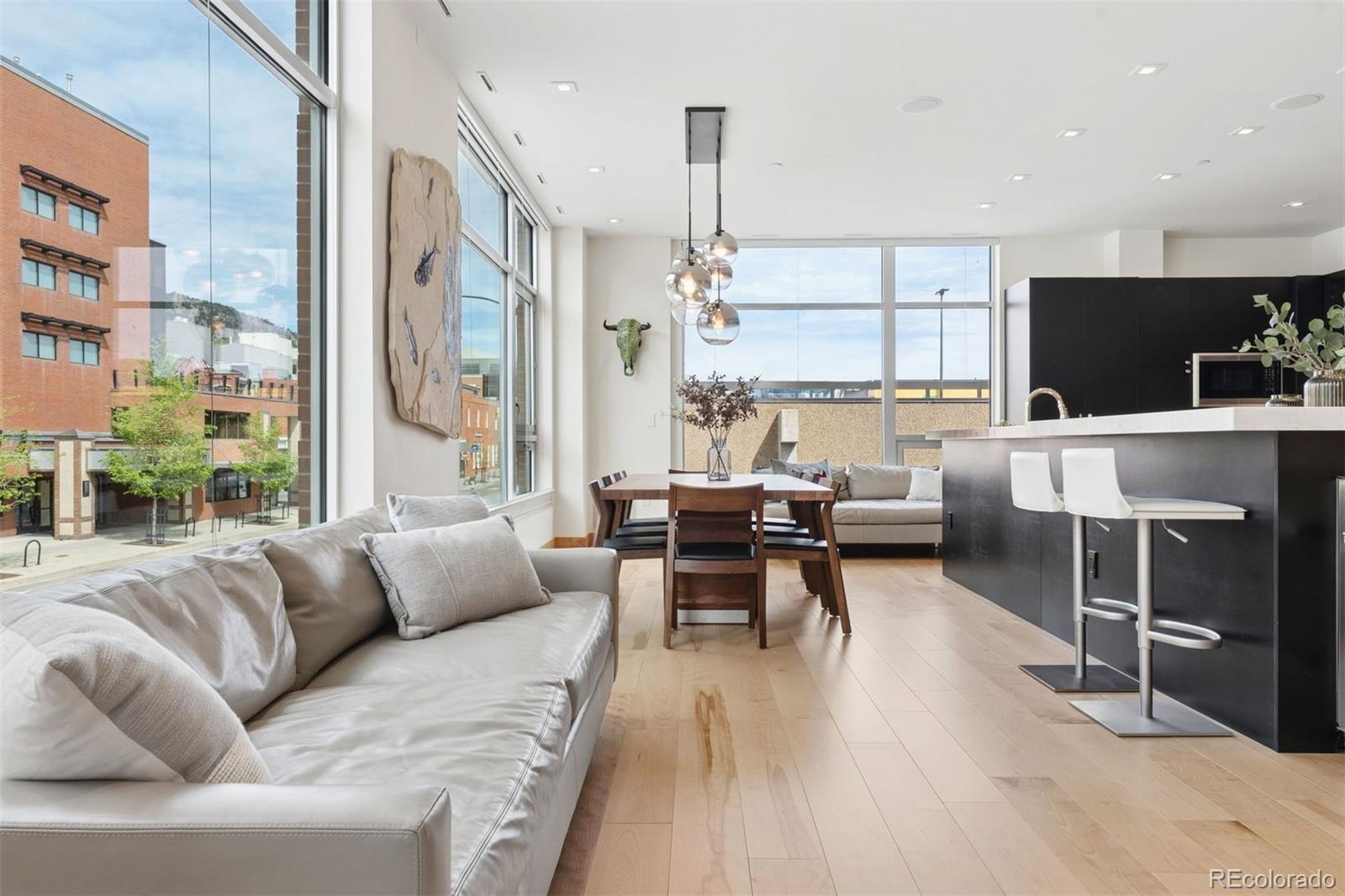 1155 Canyon Boulevard Unit: 209