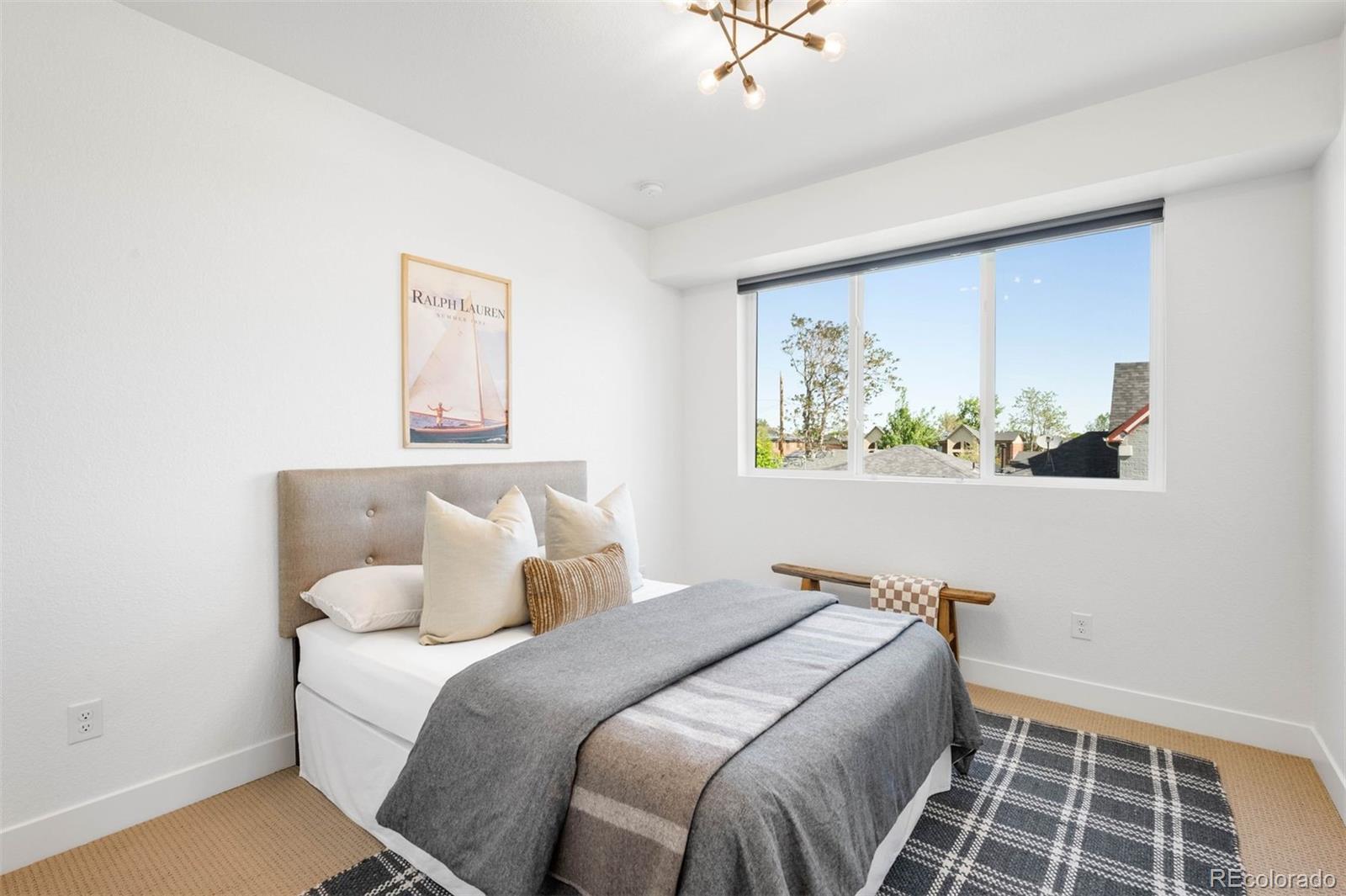 4227 Mariposa Street