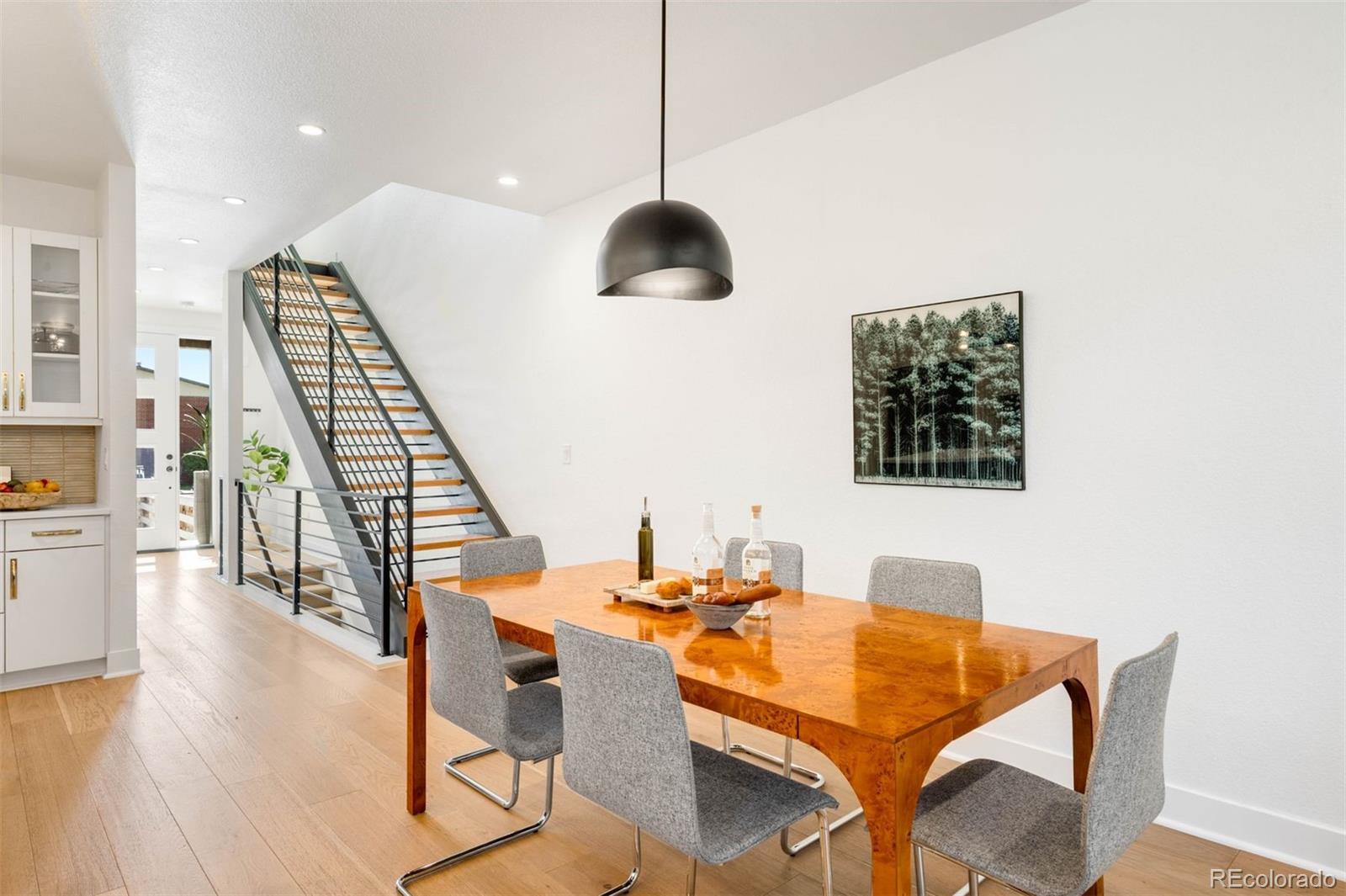 4227 Mariposa Street