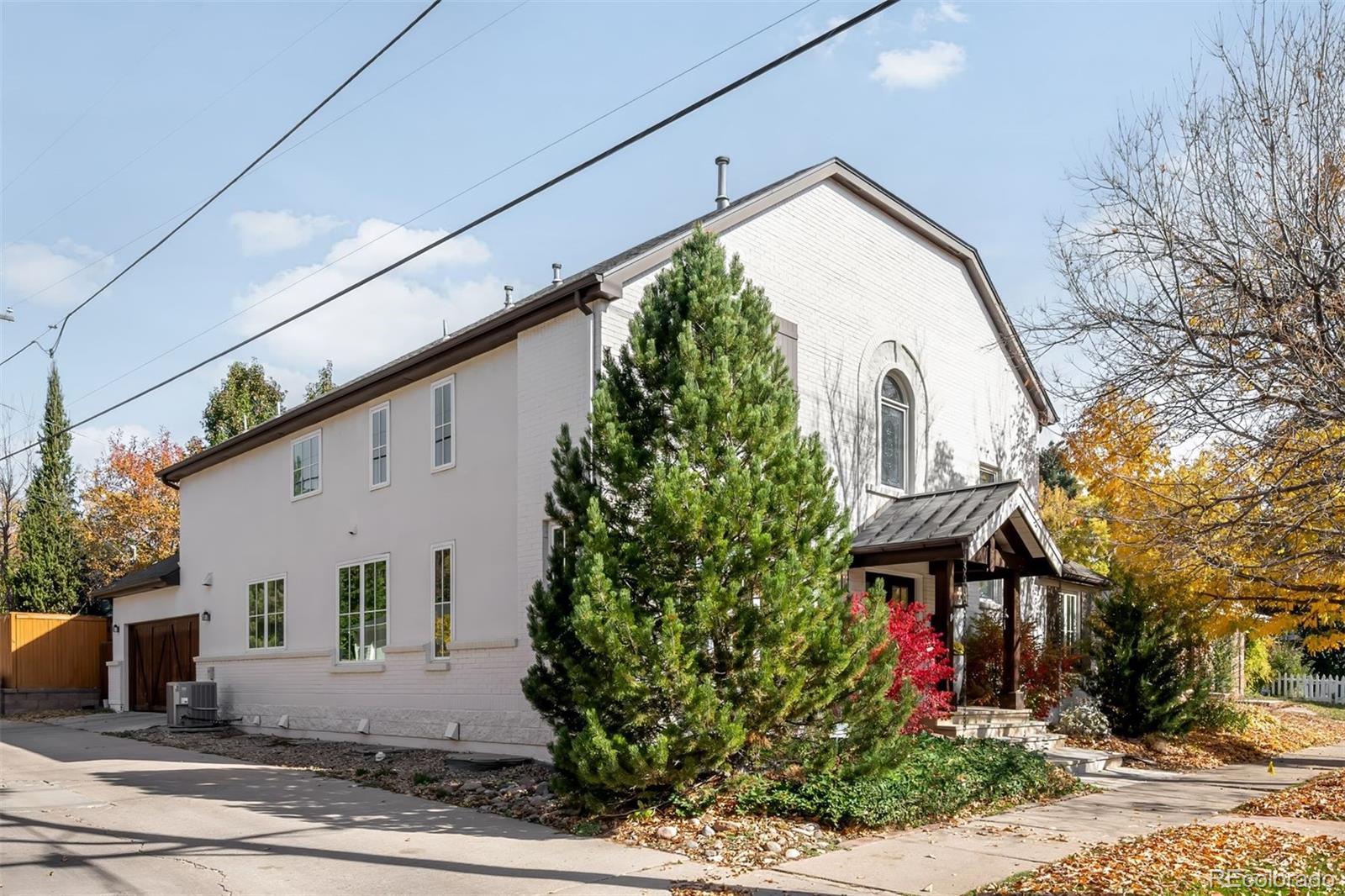 2735 E Wesley Avenue