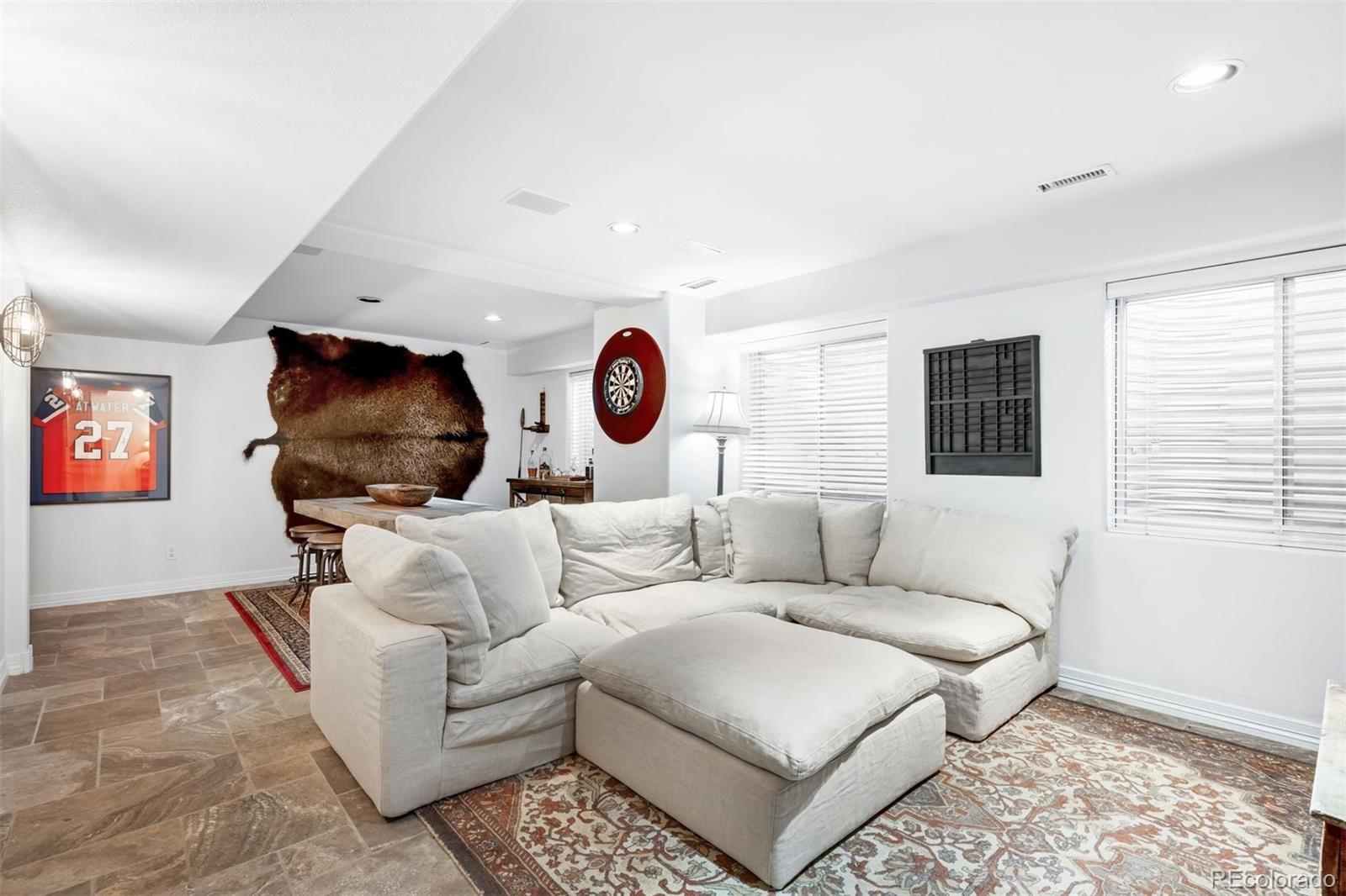 2735 E Wesley Avenue