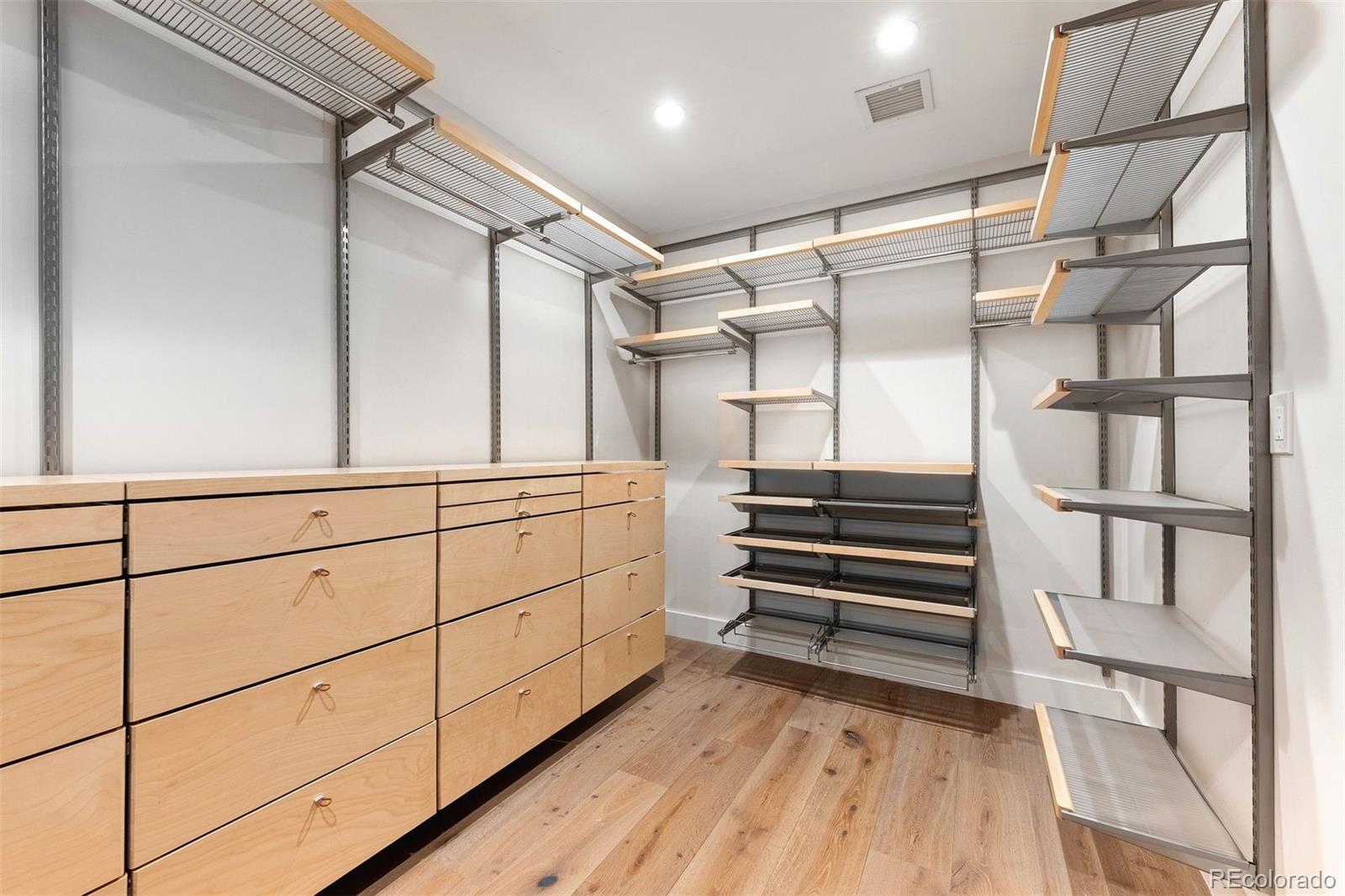 4285 S Hudson Parkway