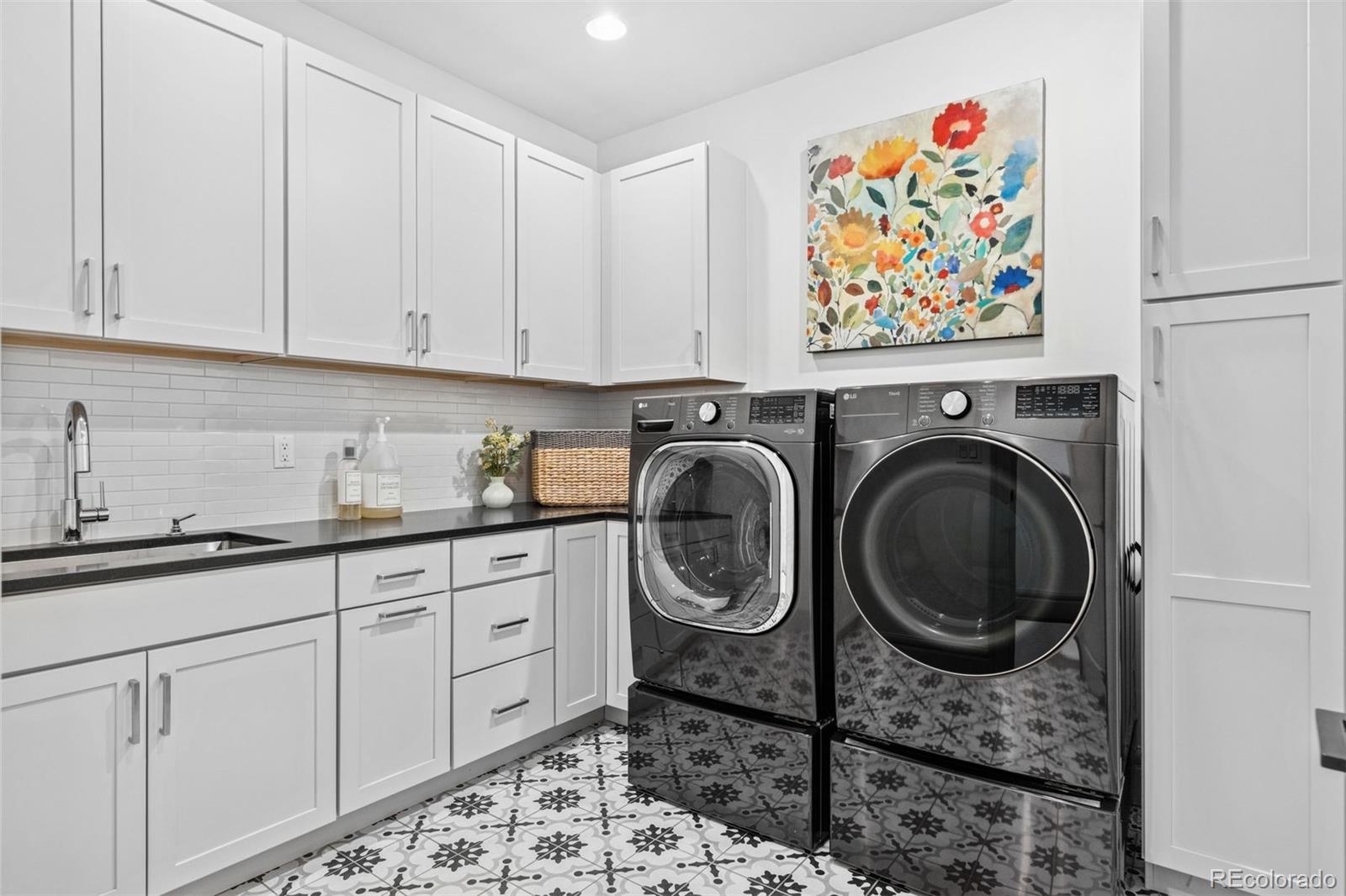 464 S Gaylord Street