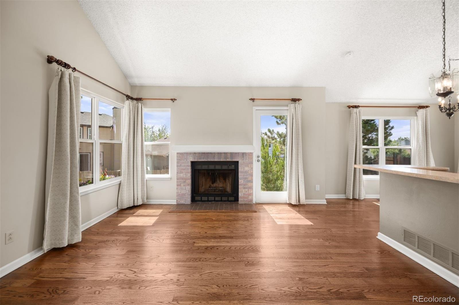 13328 Ash Circle