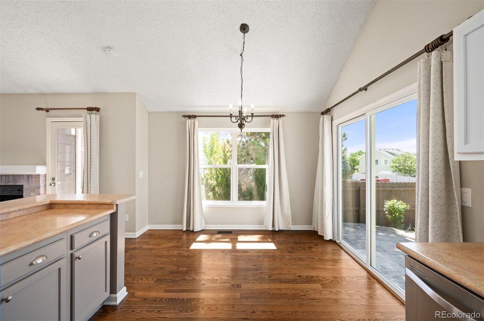 13328 Ash Circle