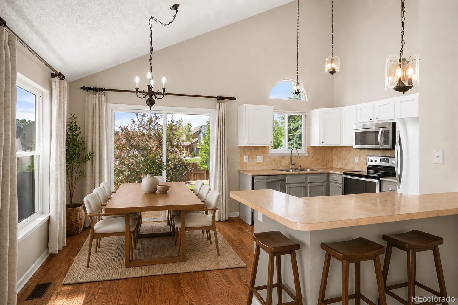 13328 Ash Circle