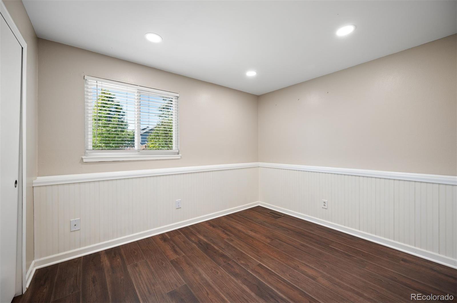 13328 Ash Circle