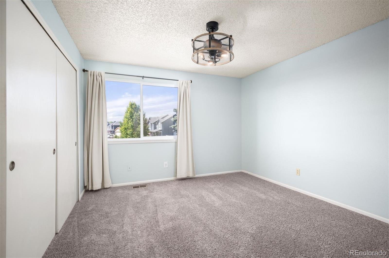 13328 Ash Circle