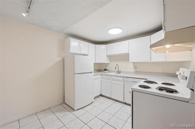 1050 N Lafayette Street Unit: 108