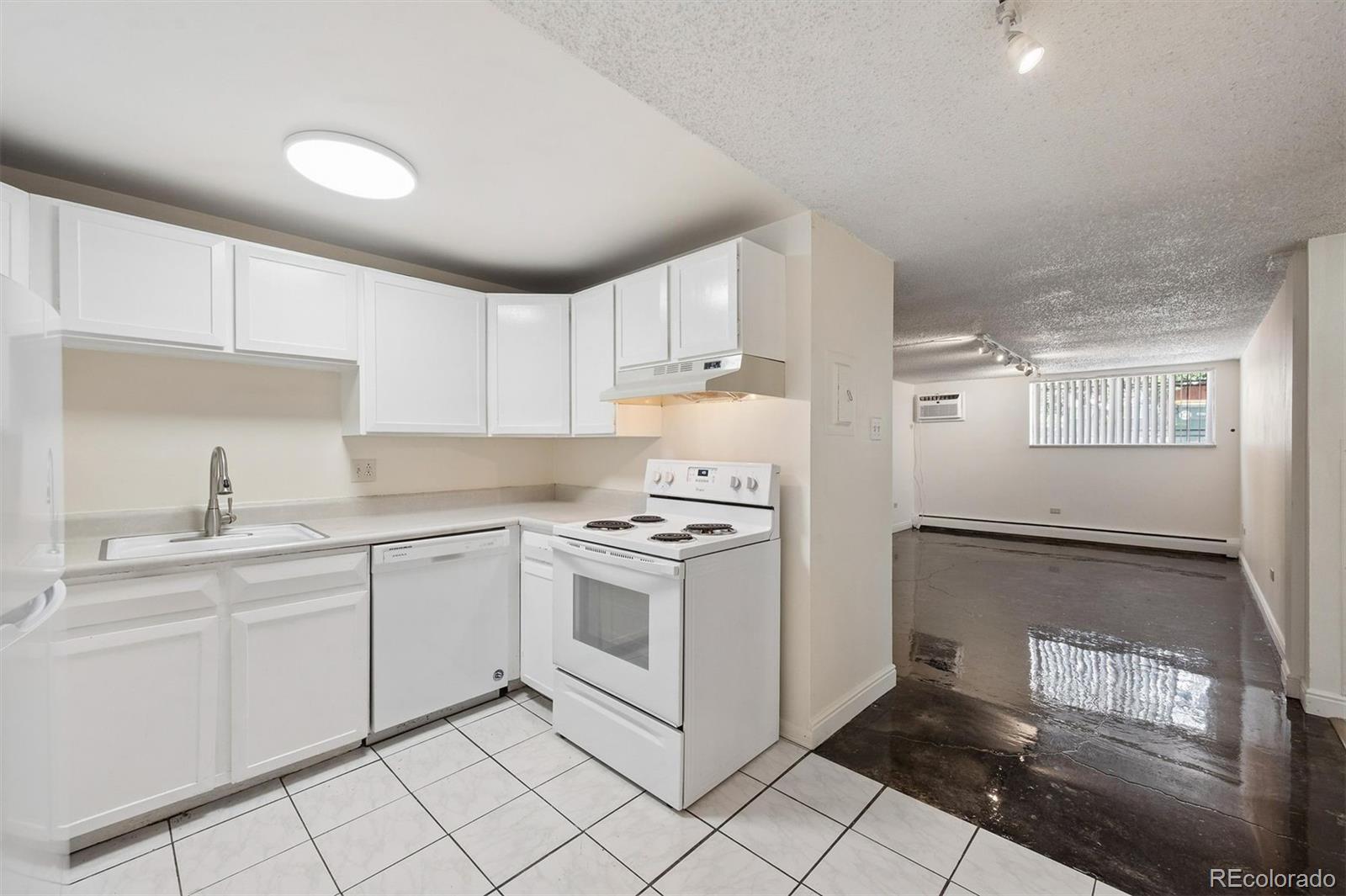 1050 N Lafayette Street Unit: 108