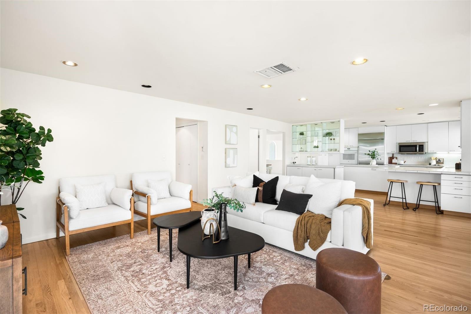 5691 Southmoor Lane