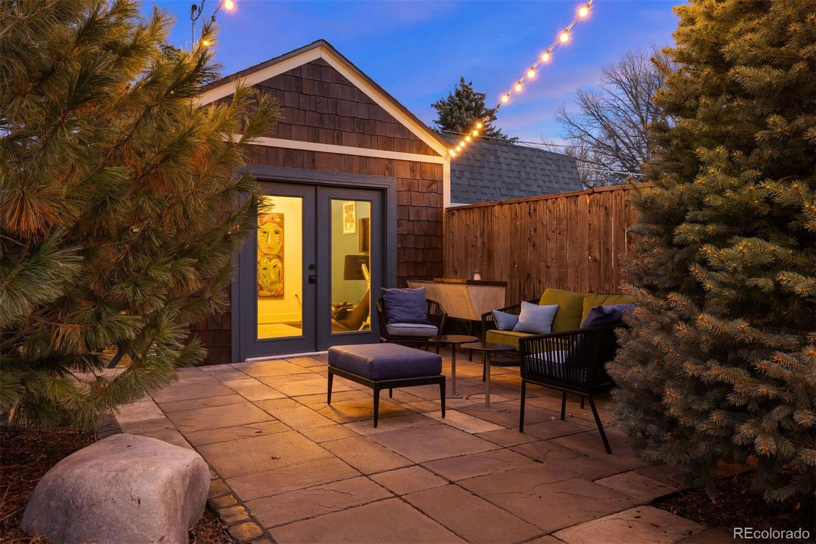 1550 S Saint Paul Street