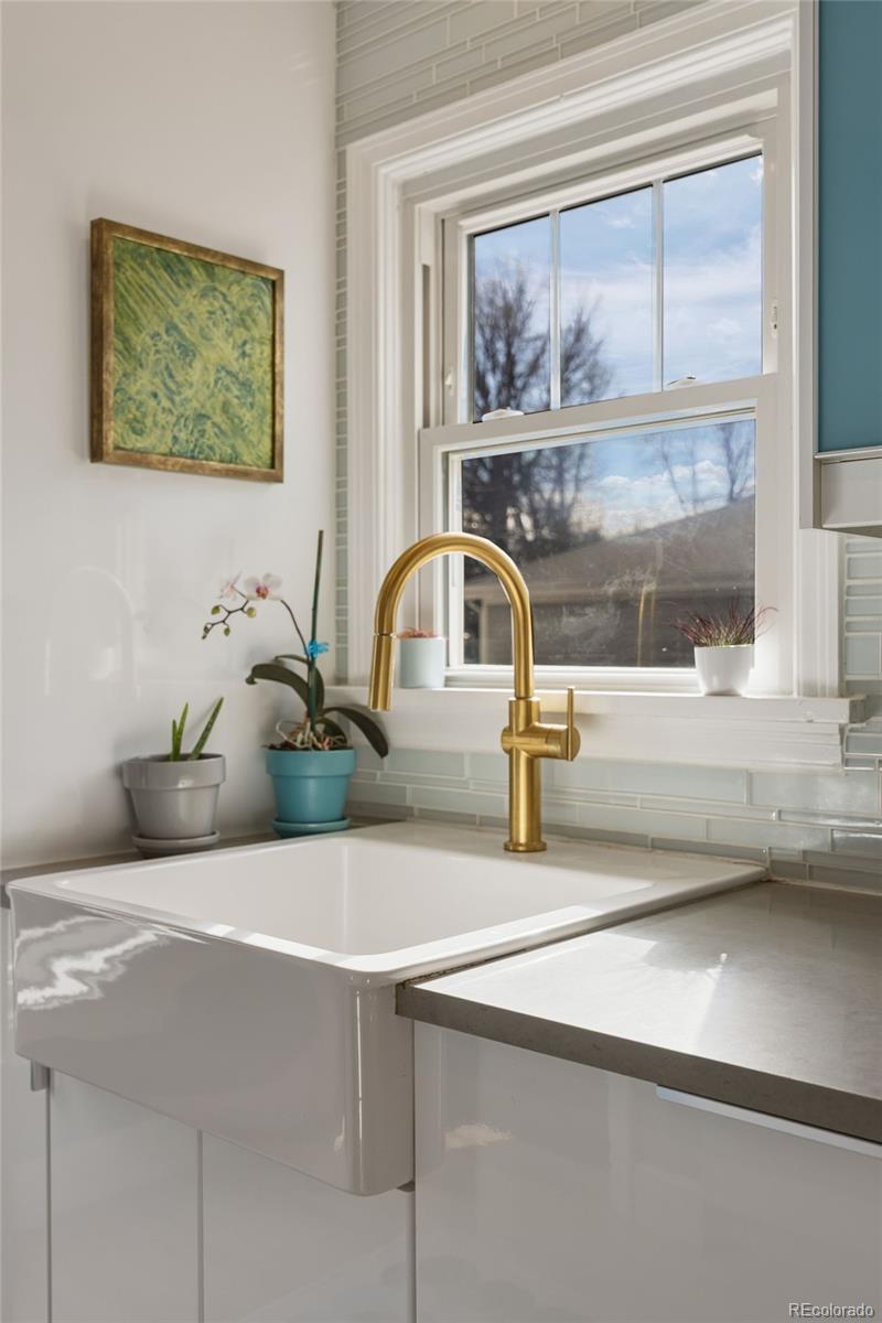 1550 S Saint Paul Street