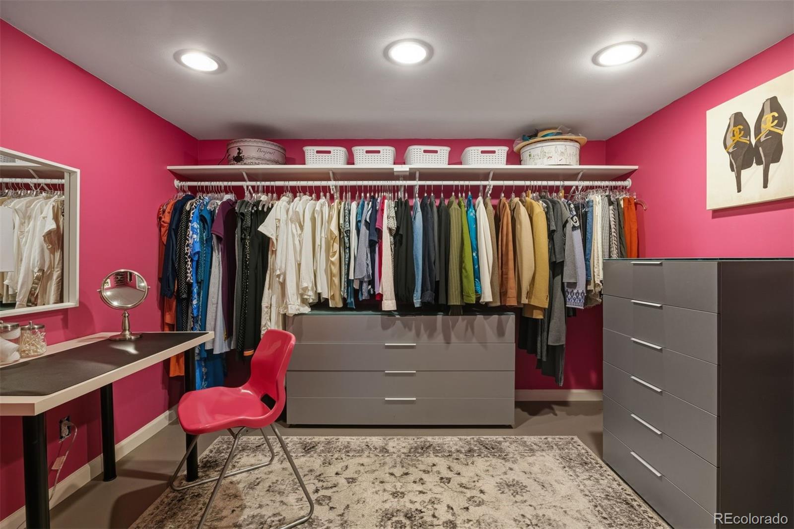 1550 S Saint Paul Street