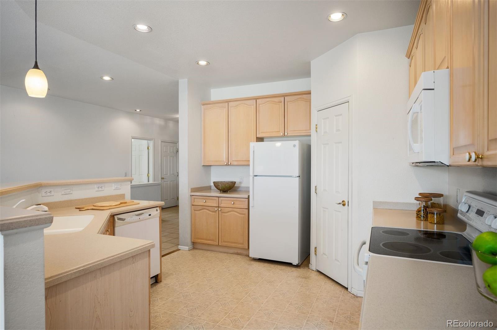 23440 E Moraine Place