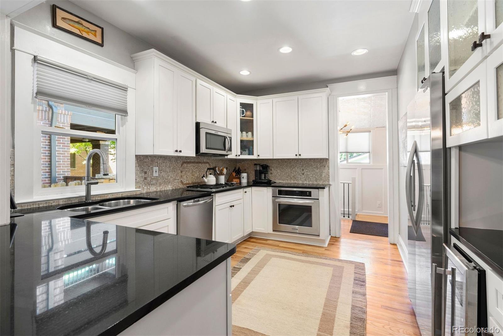 1059 S Williams Street