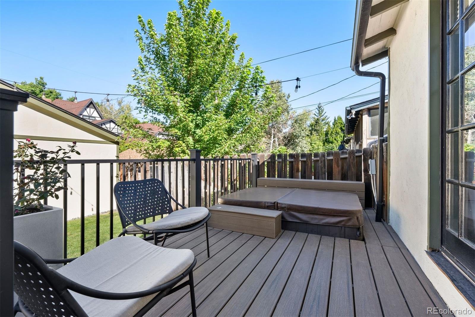 1059 S Williams Street