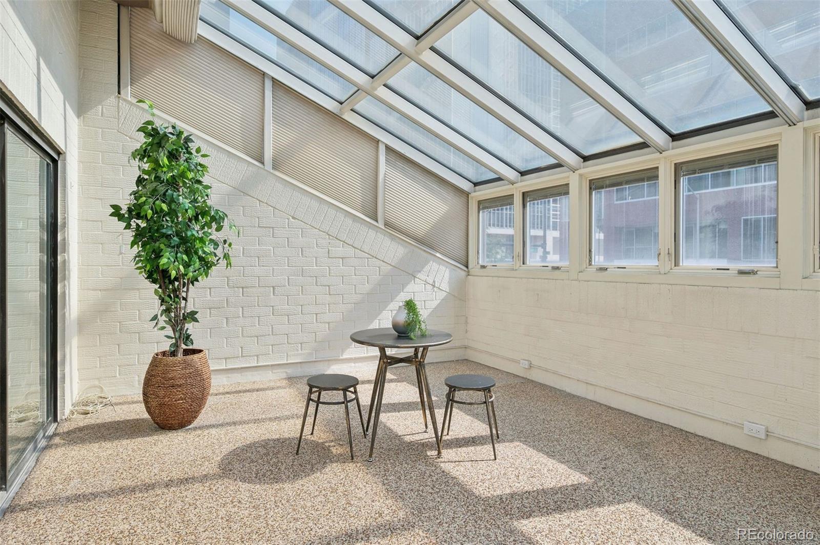 1512 Larimer Street Unit: 7