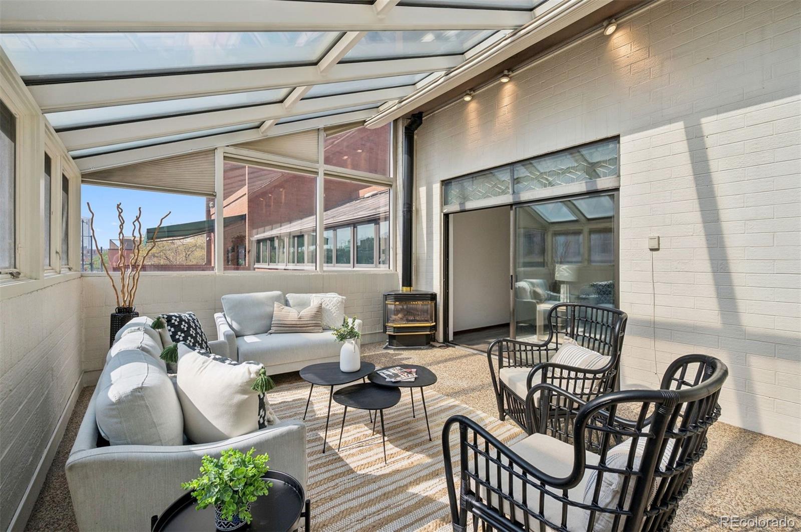 1512 Larimer Street Unit: 7