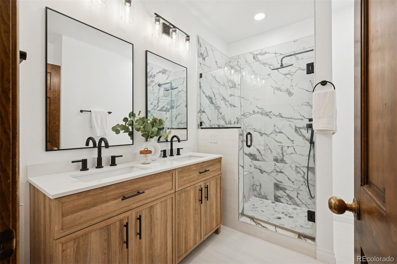 1512 Larimer Street Unit: 7