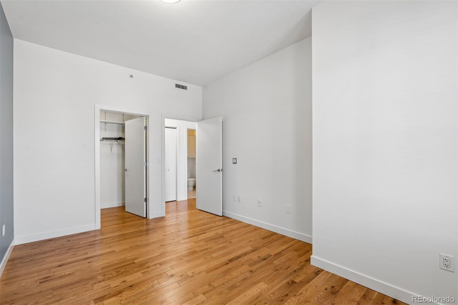 410 Acoma Street Unit: 305