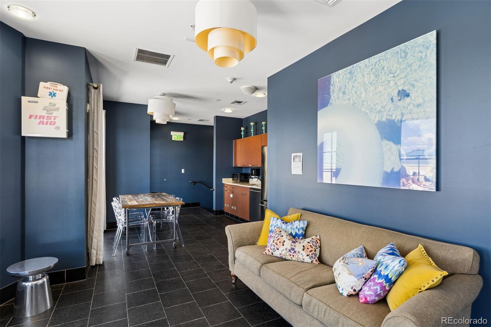 410 Acoma Street Unit: 305