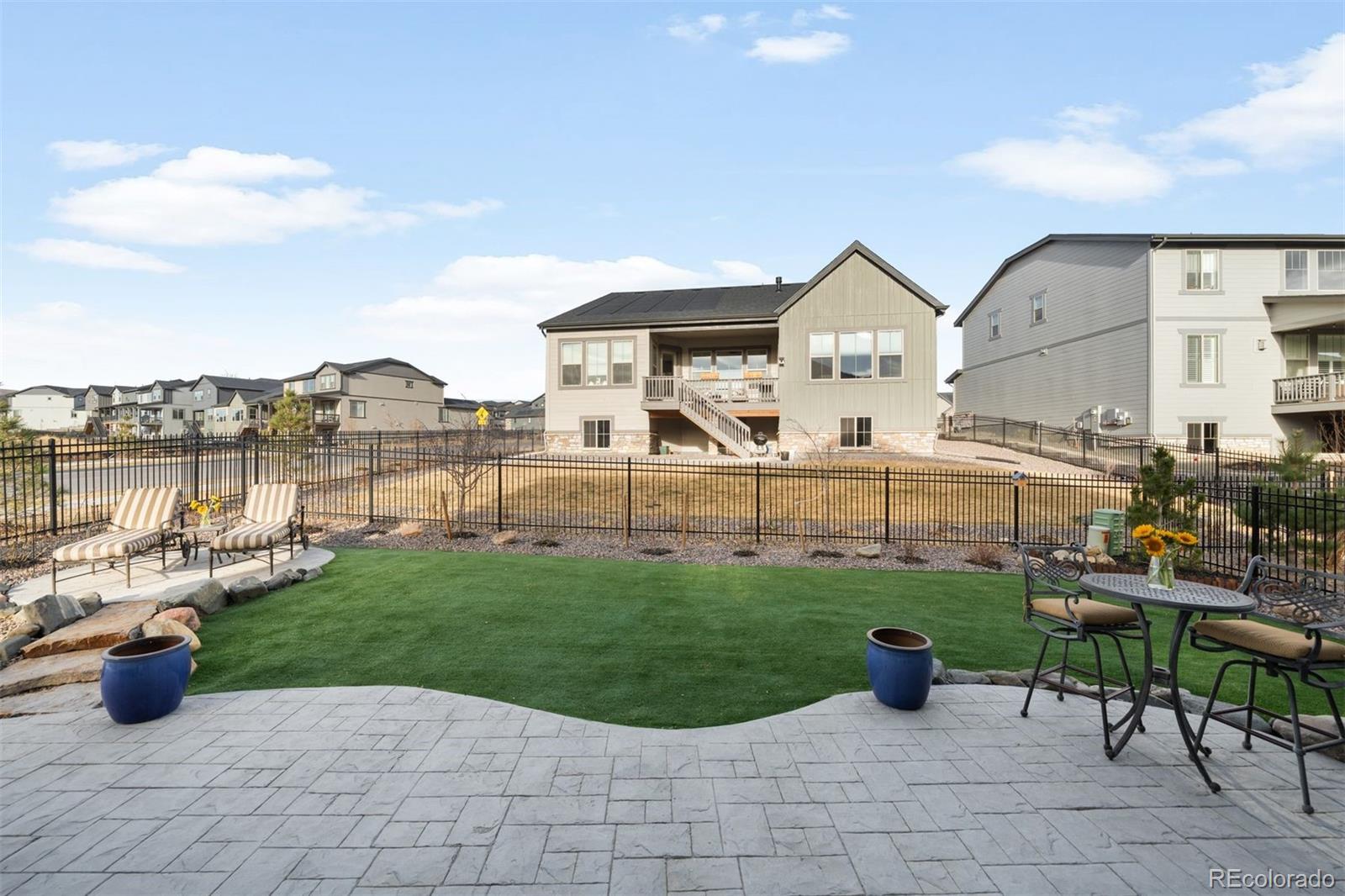 15475 W Columbia Avenue