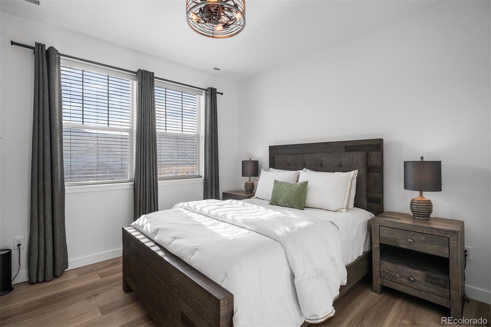 15475 W Columbia Avenue