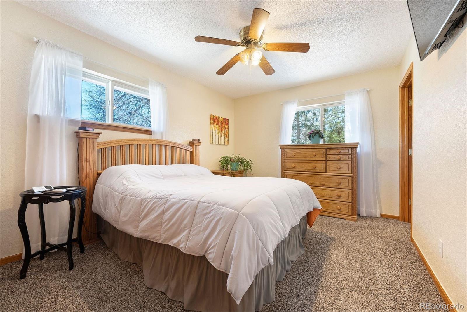 12384 W Connecticut Drive