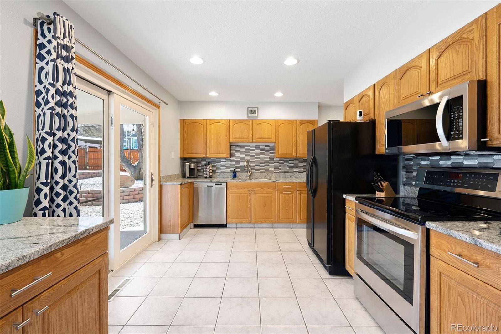 12384 W Connecticut Drive