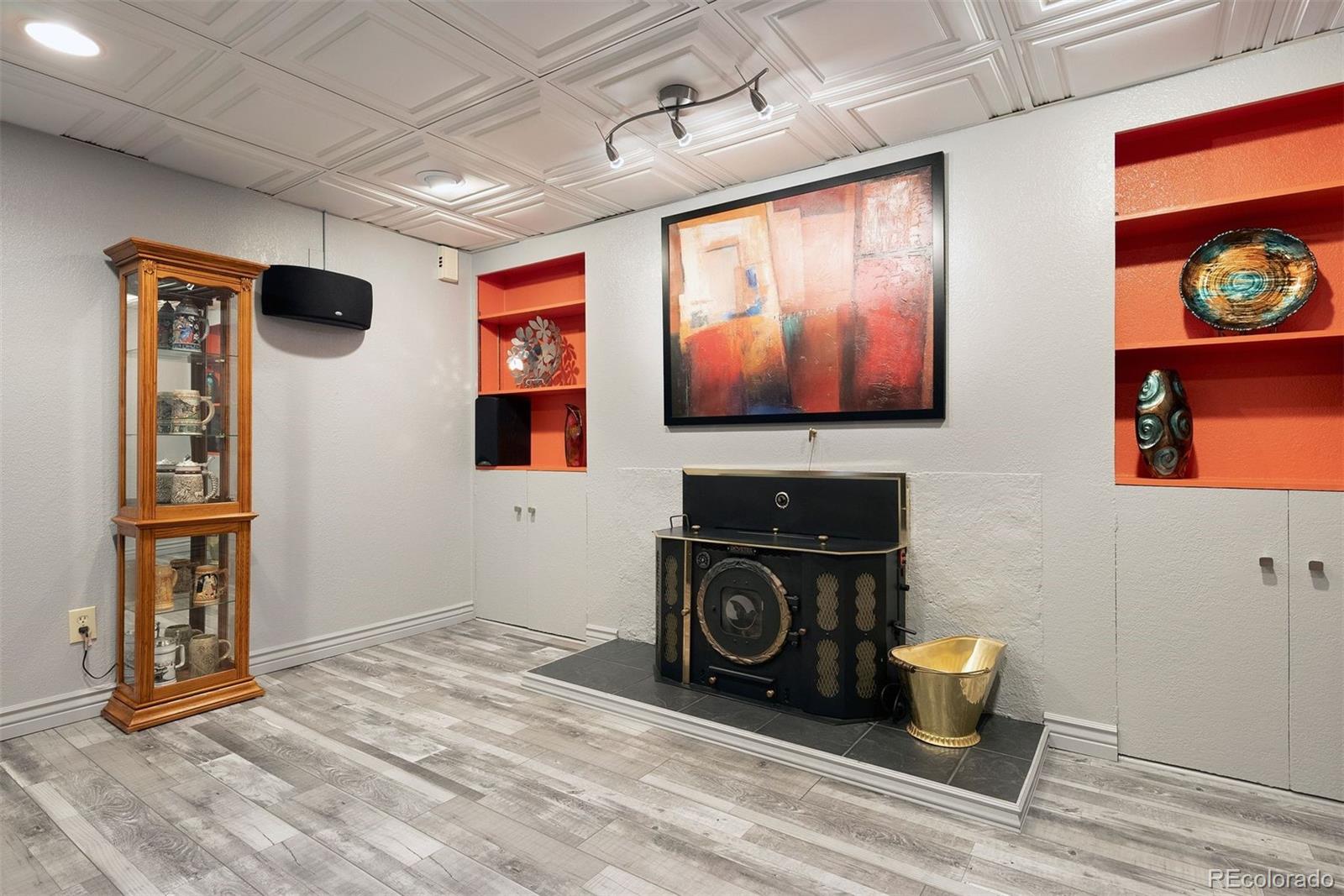 12384 W Connecticut Drive