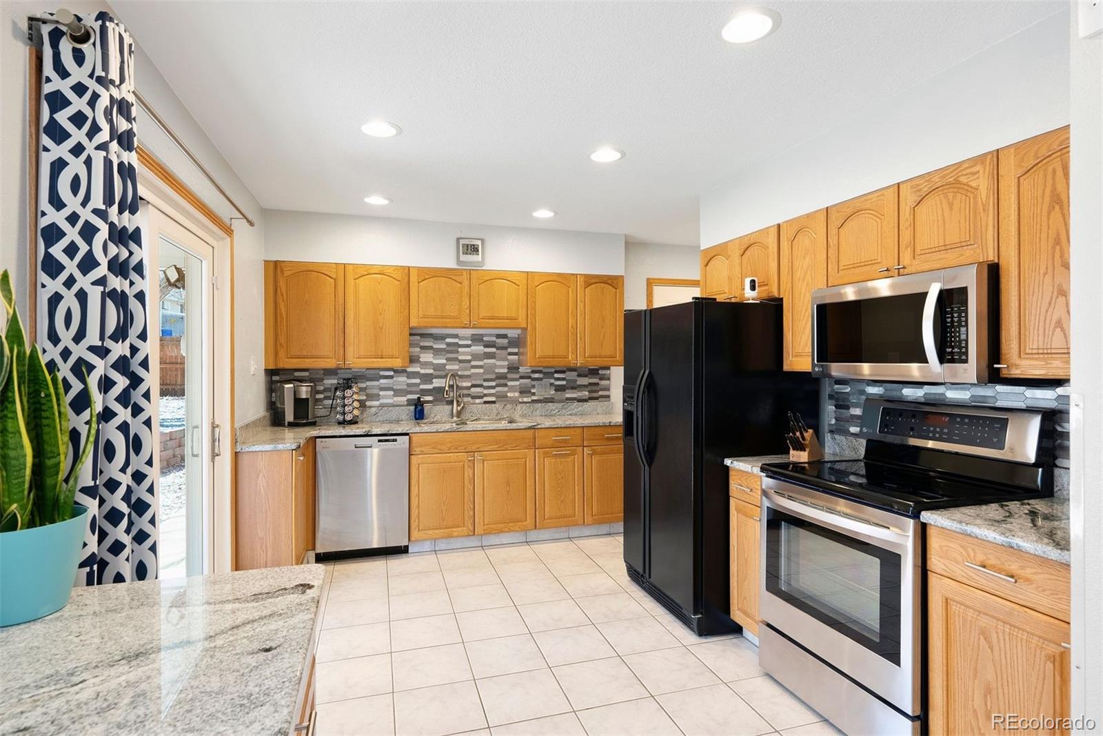 12384 W Connecticut Drive