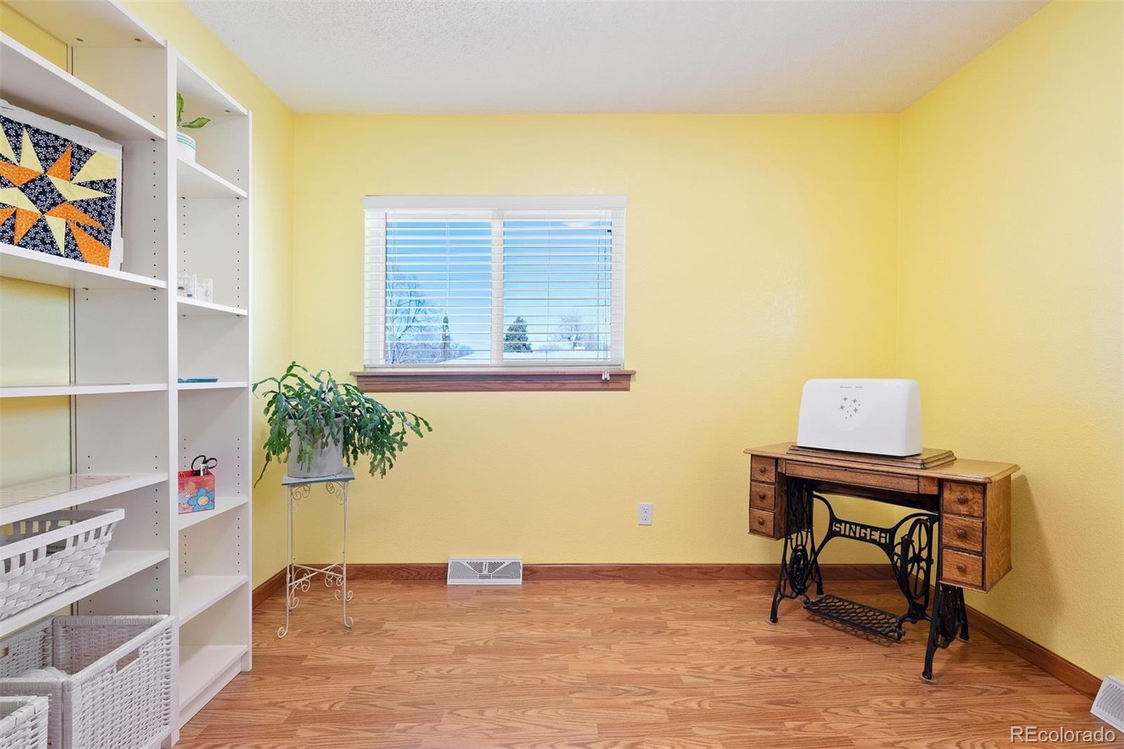 12384 W Connecticut Drive