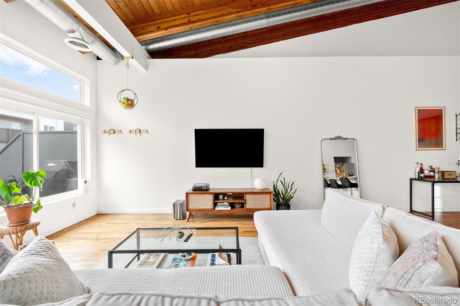 3240 Tejon Street Unit: 201