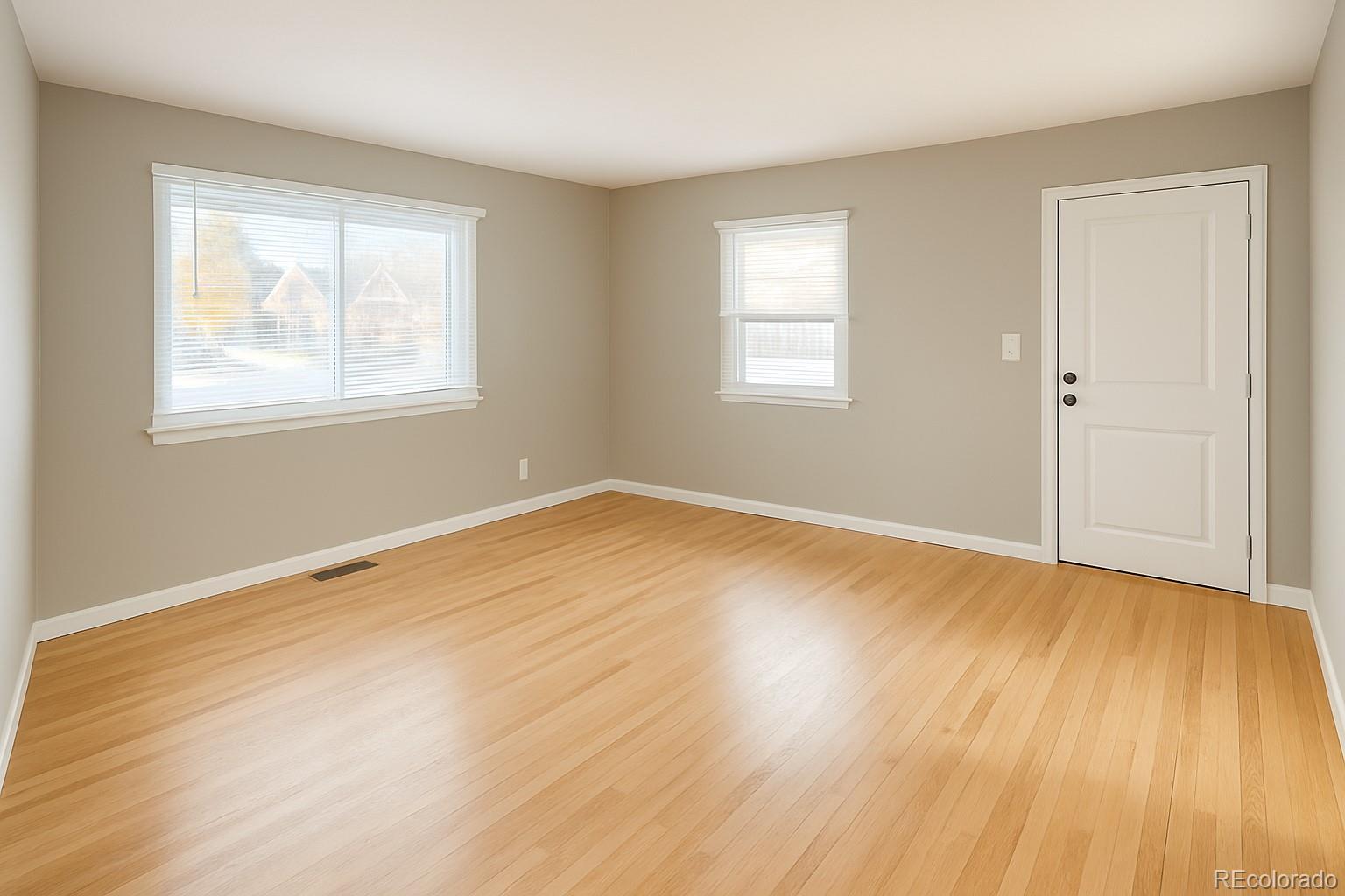 2910-2912 S Delaware Street